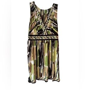 EUC~ Dressbarn Empire waist, A-line dress, sleeveless with a V-neckline. Size 14